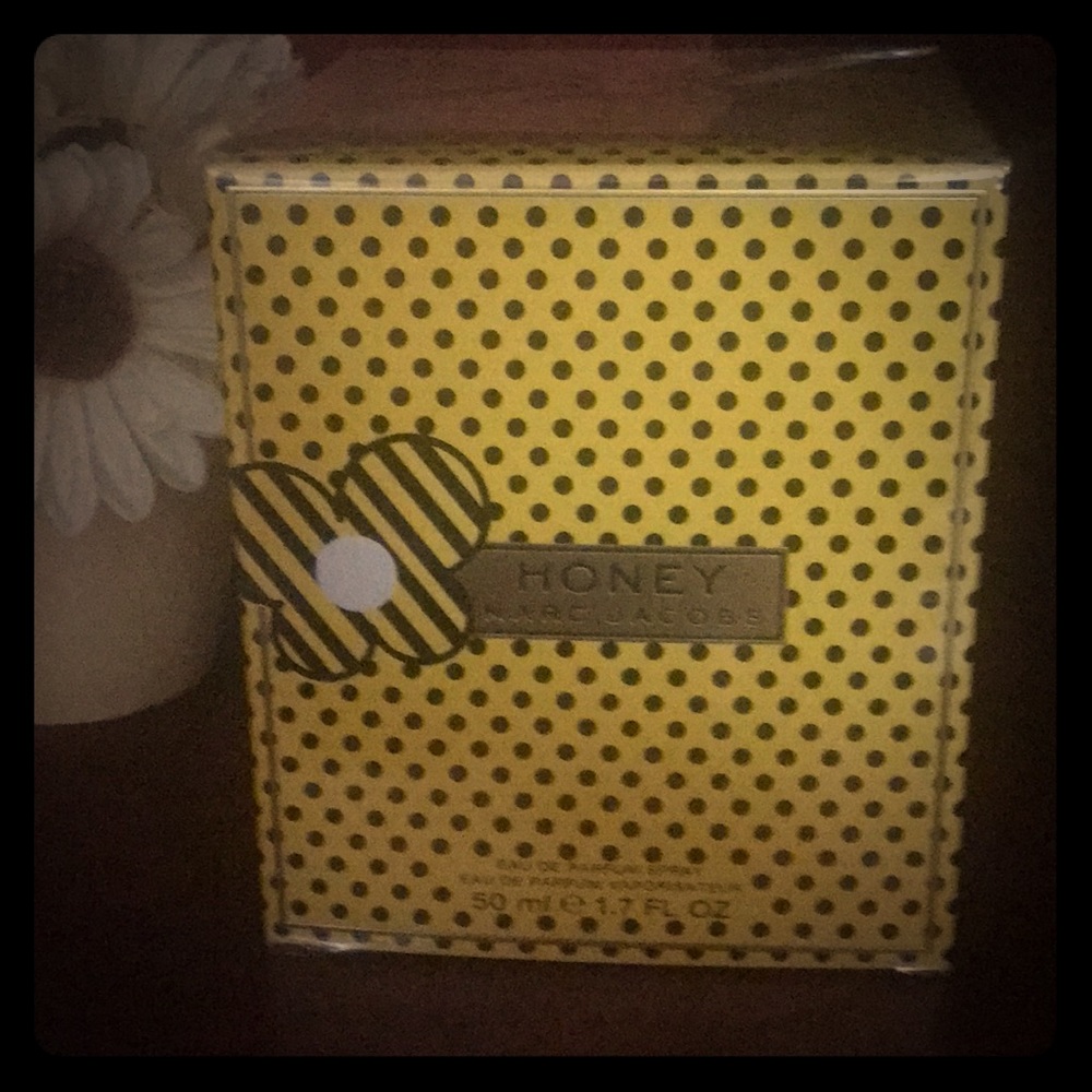 Marc Jacobs “Honey” Eau De Parfum Spray